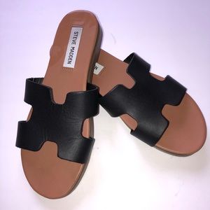 steve madden flip flops